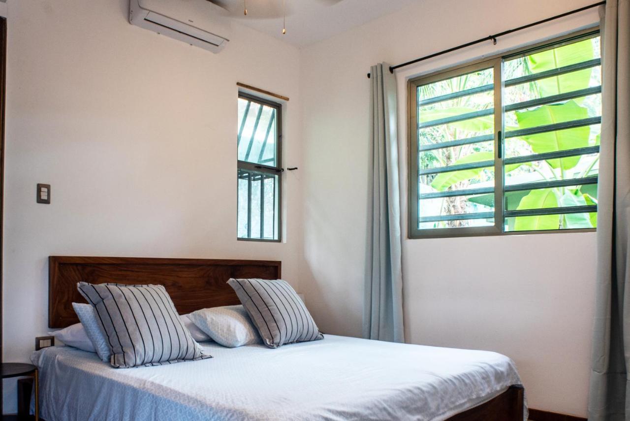 Nautilus Surf & Yoga Villas Santa Teresa Playa Santa Teresa  Екстер'єр фото