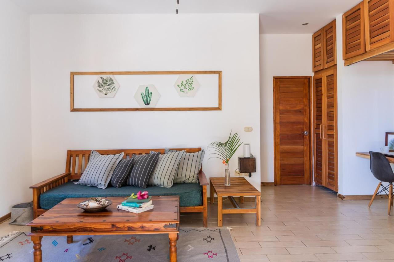 Nautilus Surf & Yoga Villas Santa Teresa Playa Santa Teresa  Екстер'єр фото