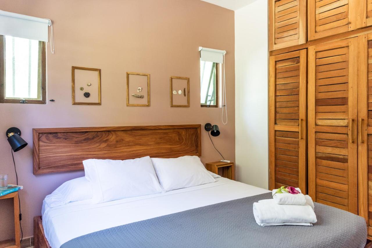 Nautilus Surf & Yoga Villas Santa Teresa Playa Santa Teresa  Екстер'єр фото