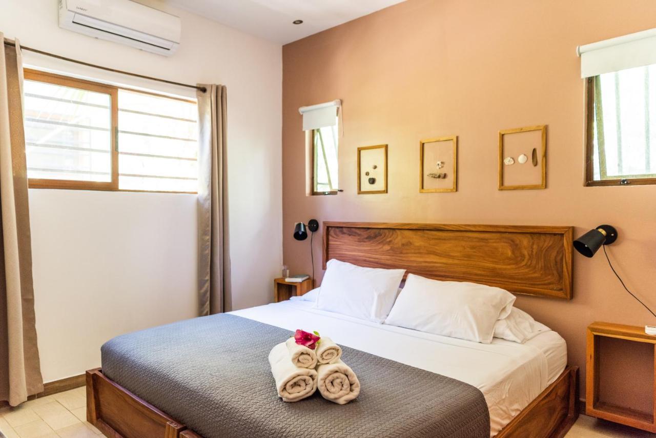 Nautilus Surf & Yoga Villas Santa Teresa Playa Santa Teresa  Екстер'єр фото
